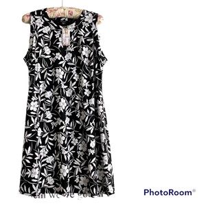 💛KAREN KANE Floral Black Dress NEW NWT